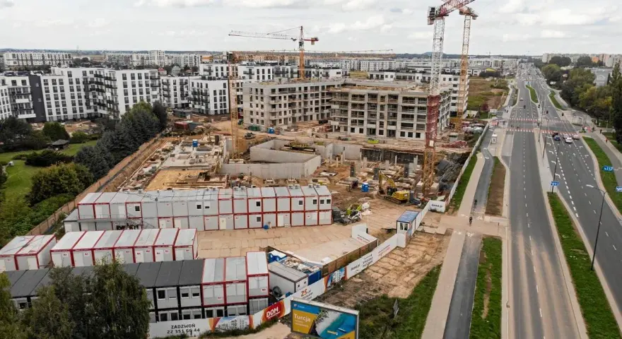 Dlaczego deweloperzy nie podają cen? Poznaj powody i jak negocjować